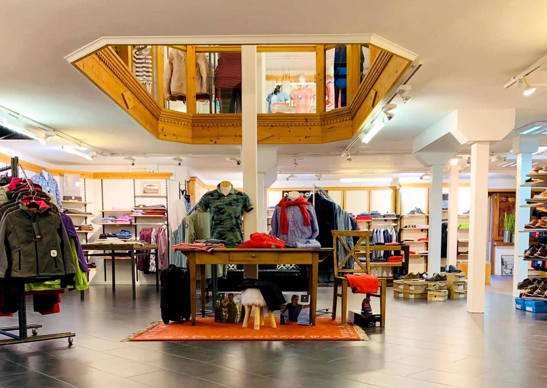 sportgeschaeft briand leukerbad innen 04